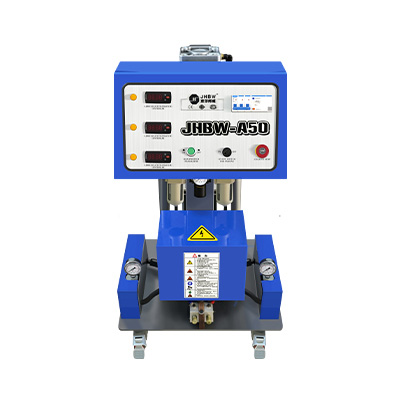 JHBW-A50聚氨酯發(fā)泡設(shè)備